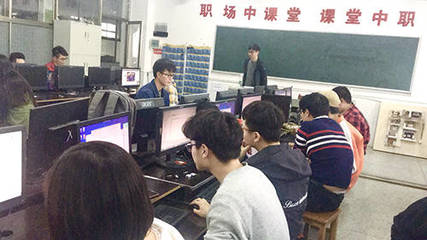 凌陽教育赴湖南財經(jīng)工業(yè)職業(yè)技術(shù)學(xué)院開展技術(shù)實訓(xùn)與技術(shù)咨詢合作